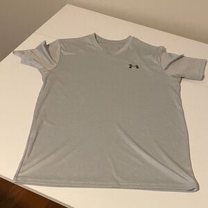 Under Armour Men's Gray V-Neck Tee